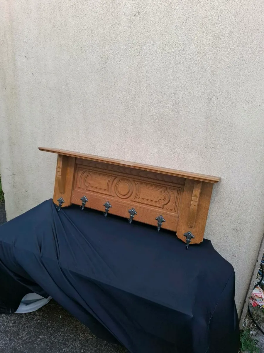 Heavy wood coat holder - Image 2