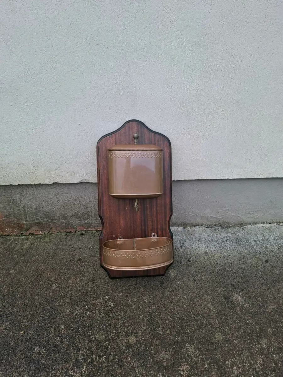 Copper display fountain
