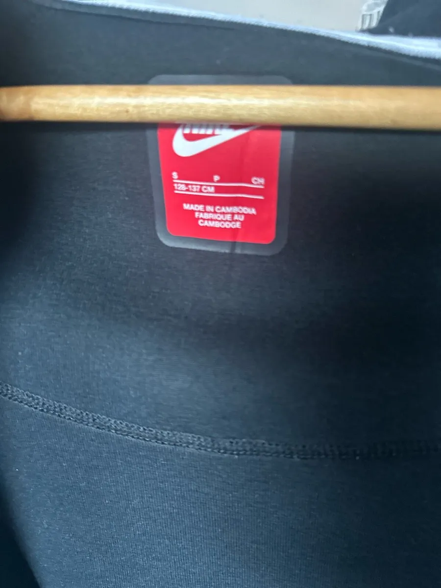 Nike Tech children’s - Image 2