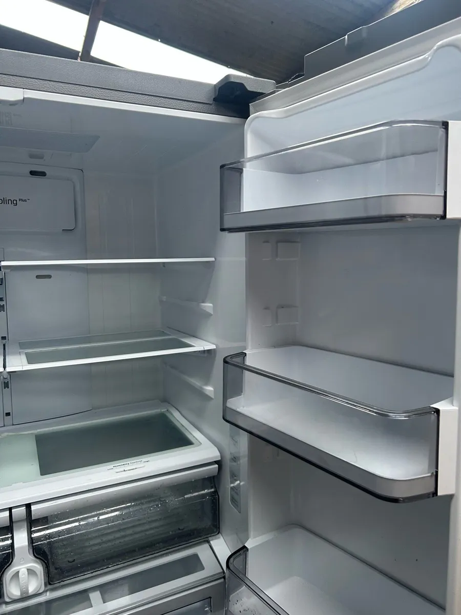 American style fridge - Image 1