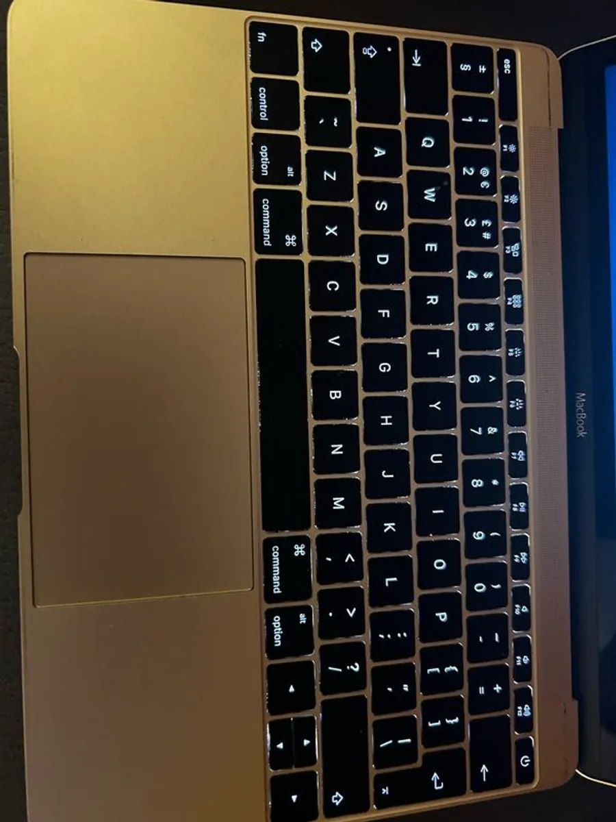 2015 Apple MacBook - Image 3