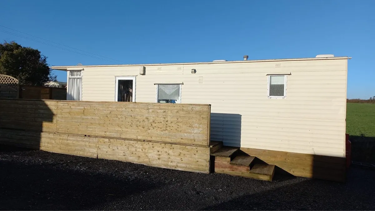 Mobile Home - Image 4