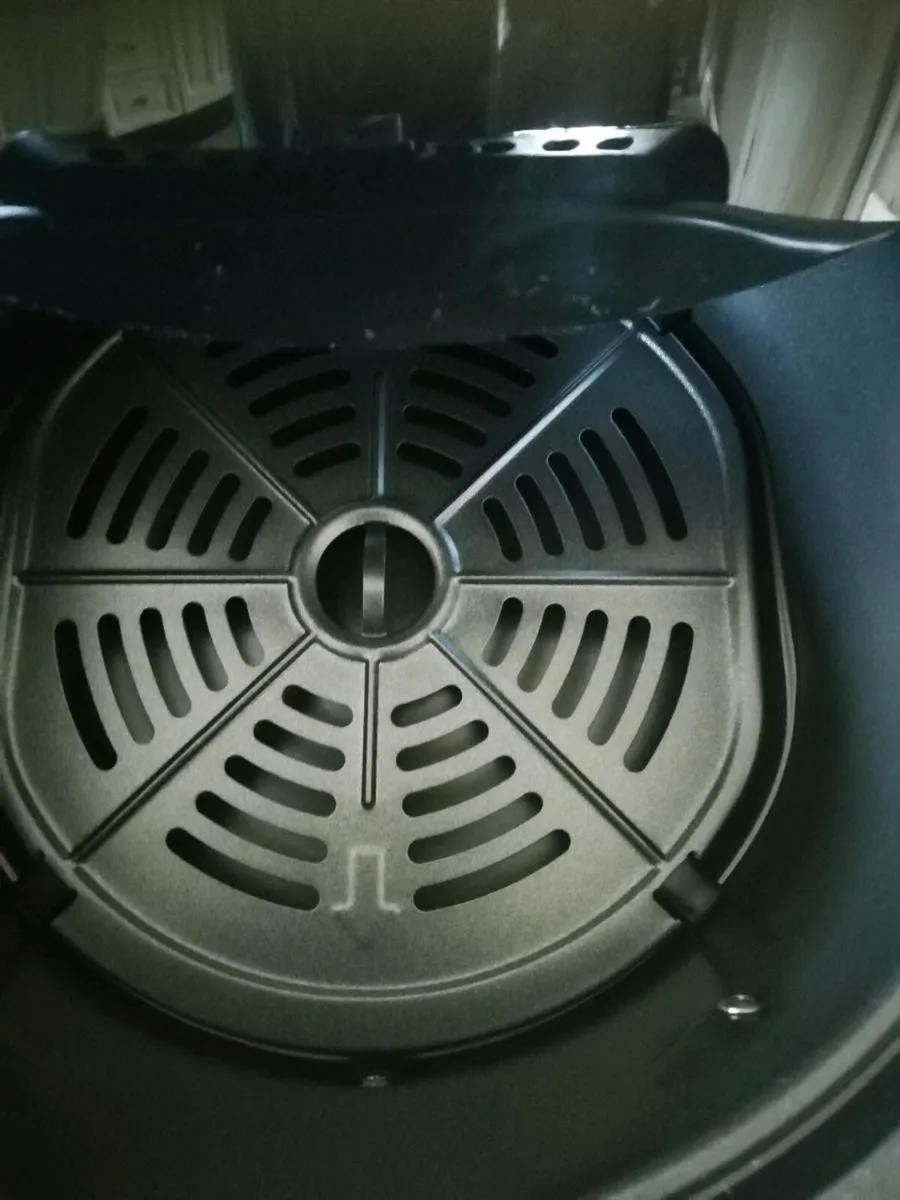 Air fryer - Image 2