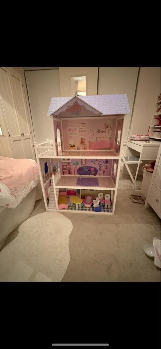 Doll house