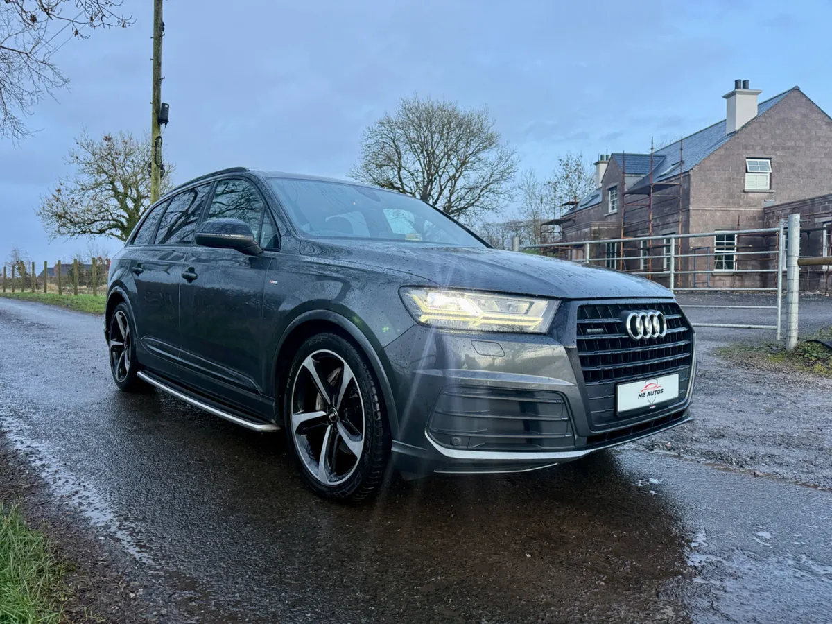2018/182 Audi Q7 50 TDI Quattro Black Edition - Image 4