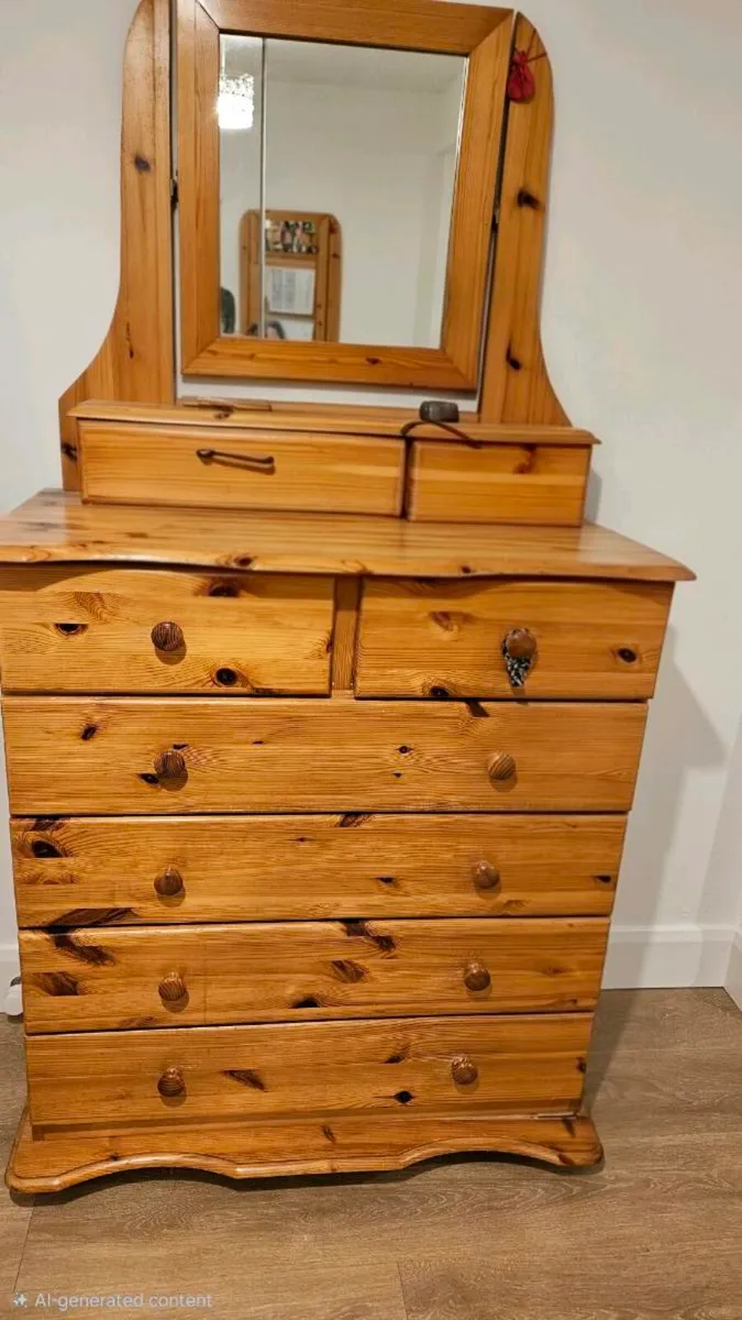 Chest of drawers & 2 bedside lockers - Image 1