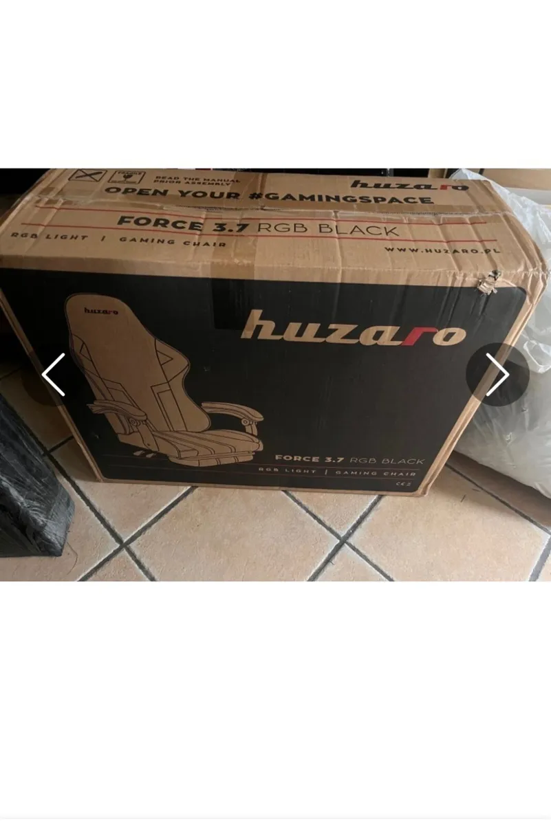 Huzaro Force 3.7 RGB Black Gaming chair - Image 4