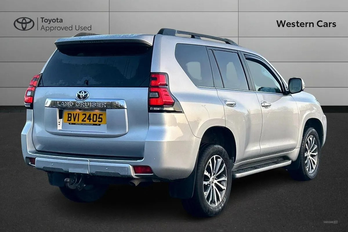 Toyota Land Cruiser 2.8D Icon SUV 5dr Diesel Auto - Image 2
