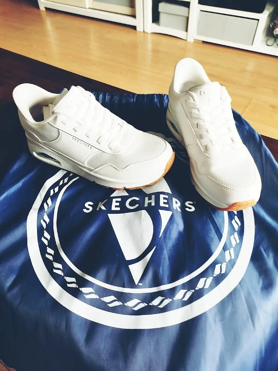 Brilliant White Sketchers slip ins - Image 2