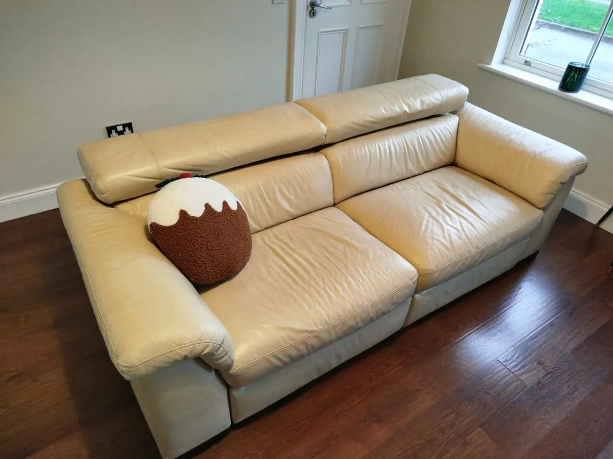 3 seater recliner and 2 seater leather sofas - Image 2