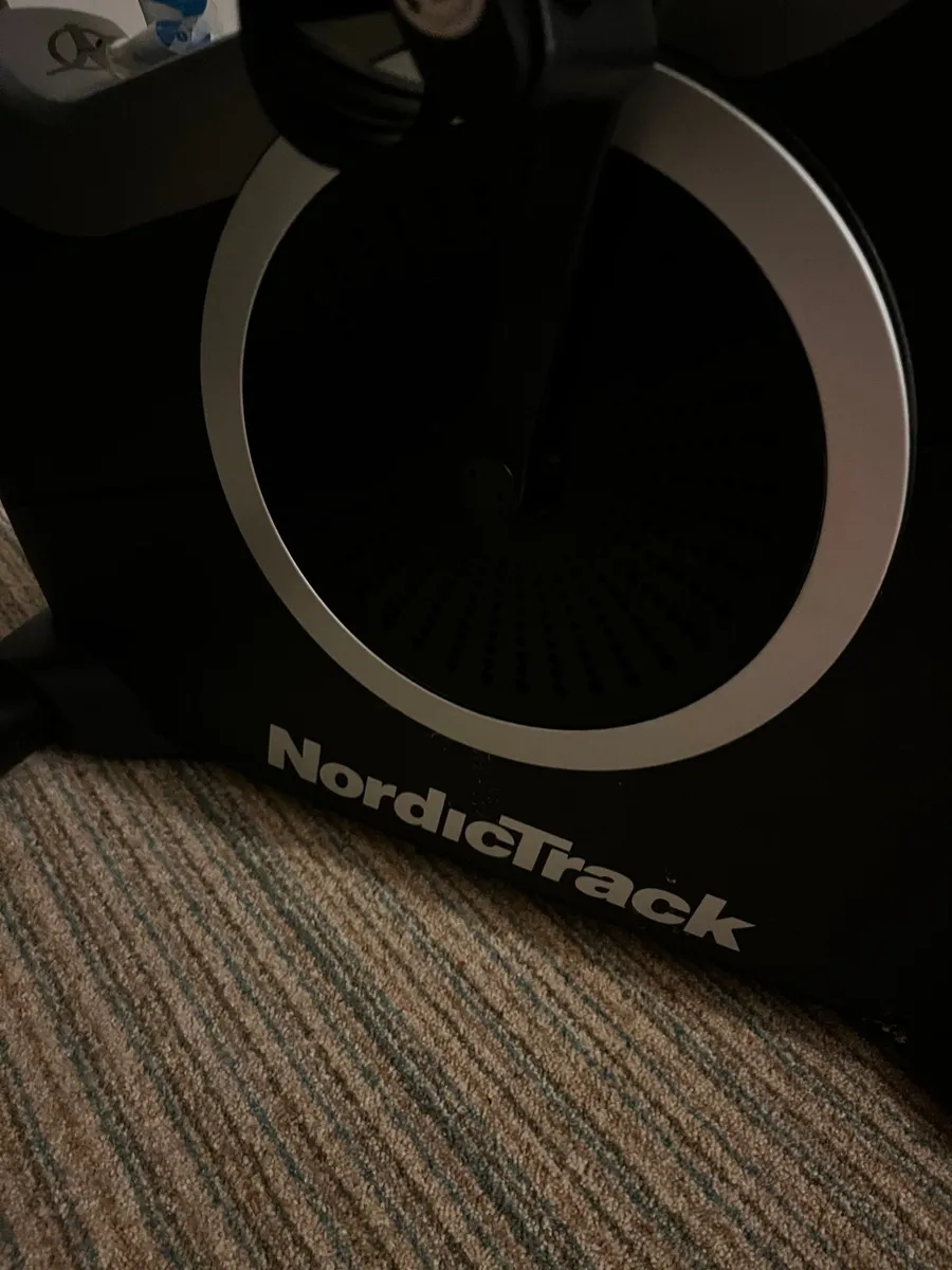 Exercise bike - Image 2