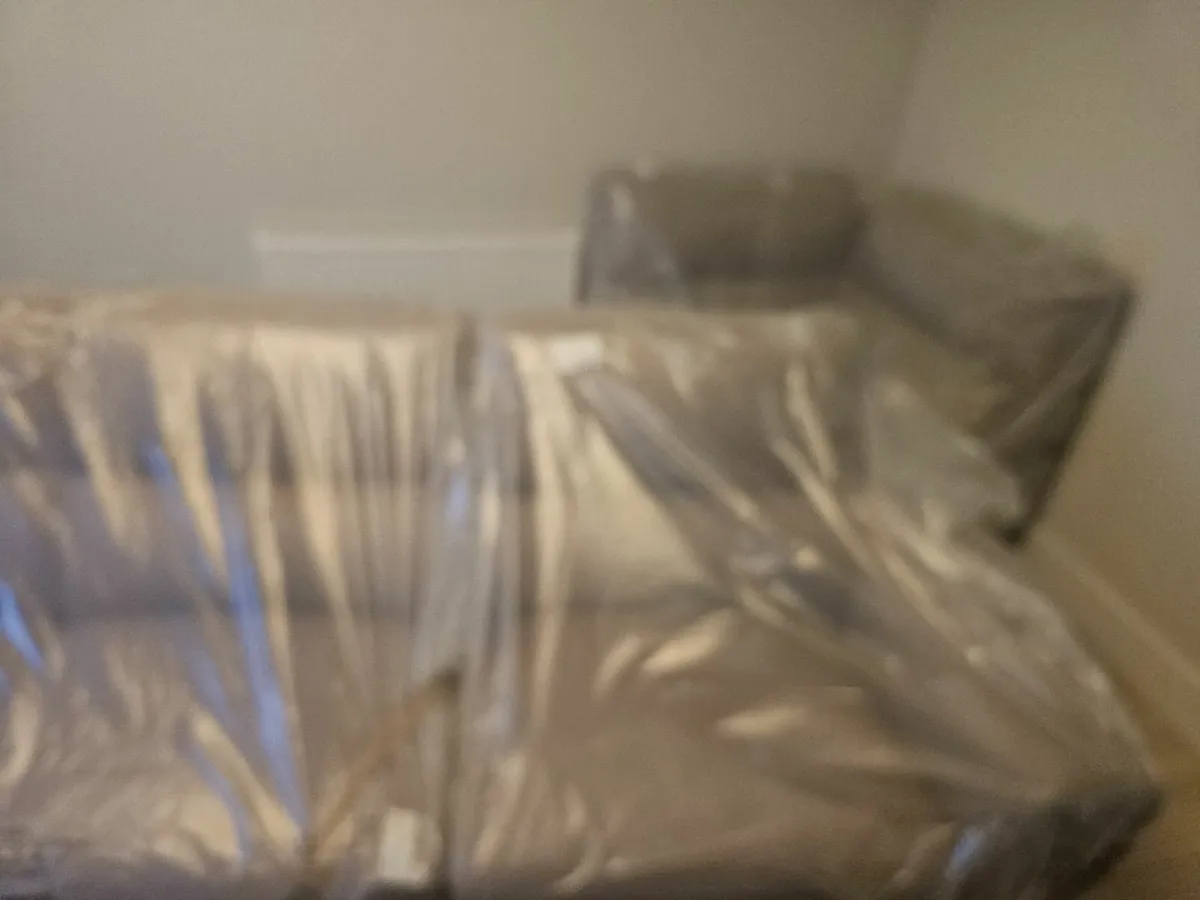 Dfs San mateo power corner sofa - Image 4