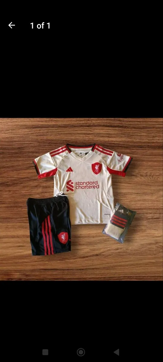 LIVERPOOL (AWAY ) KIDS KIT , SIZE : 6/7 , 7/8 YRS