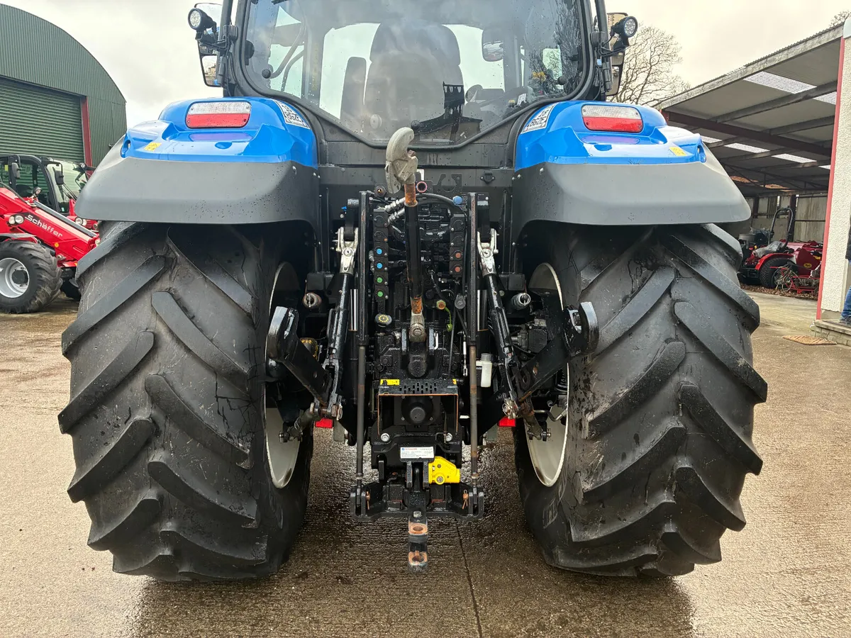 New Holland T6.180 Dynamic Command - Image 2