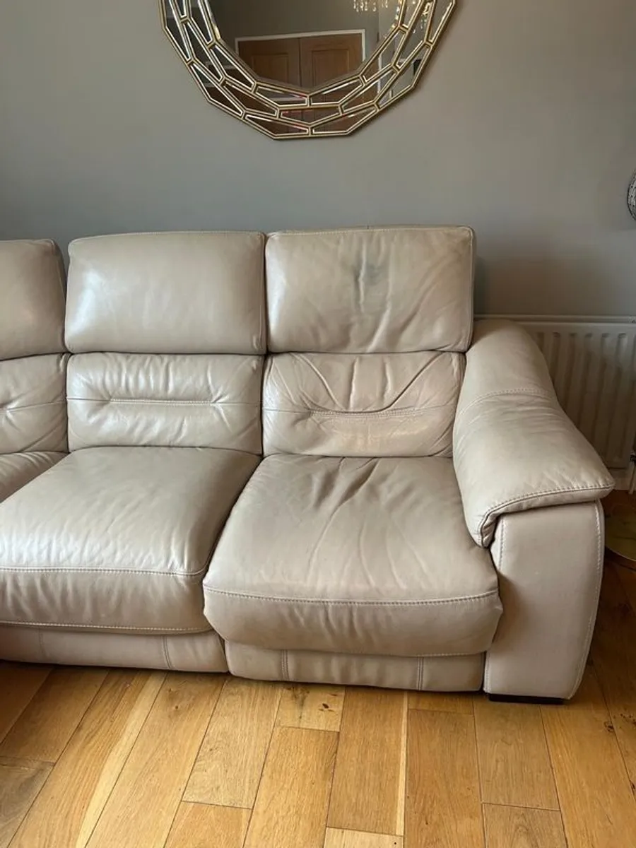 High quality 5 seat cream leather electric corner sofa - Image 3