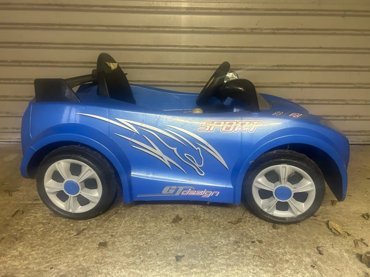 6 volt kids ride in car - Image 1