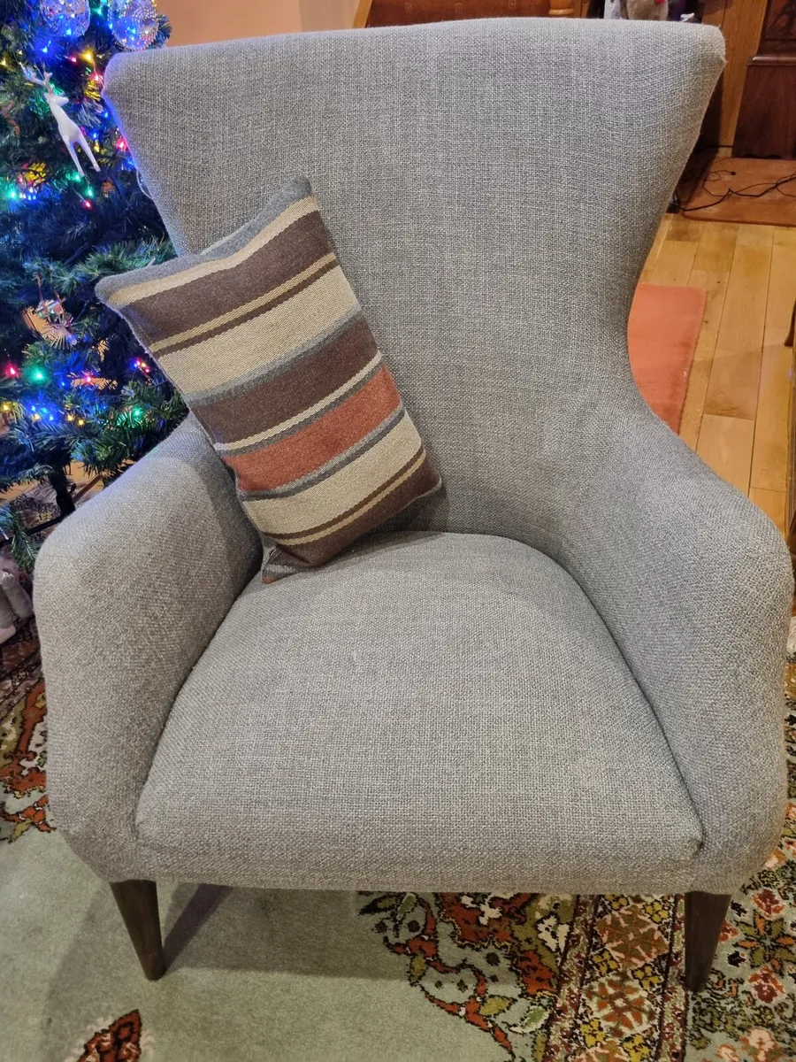 Armchair - Image 1