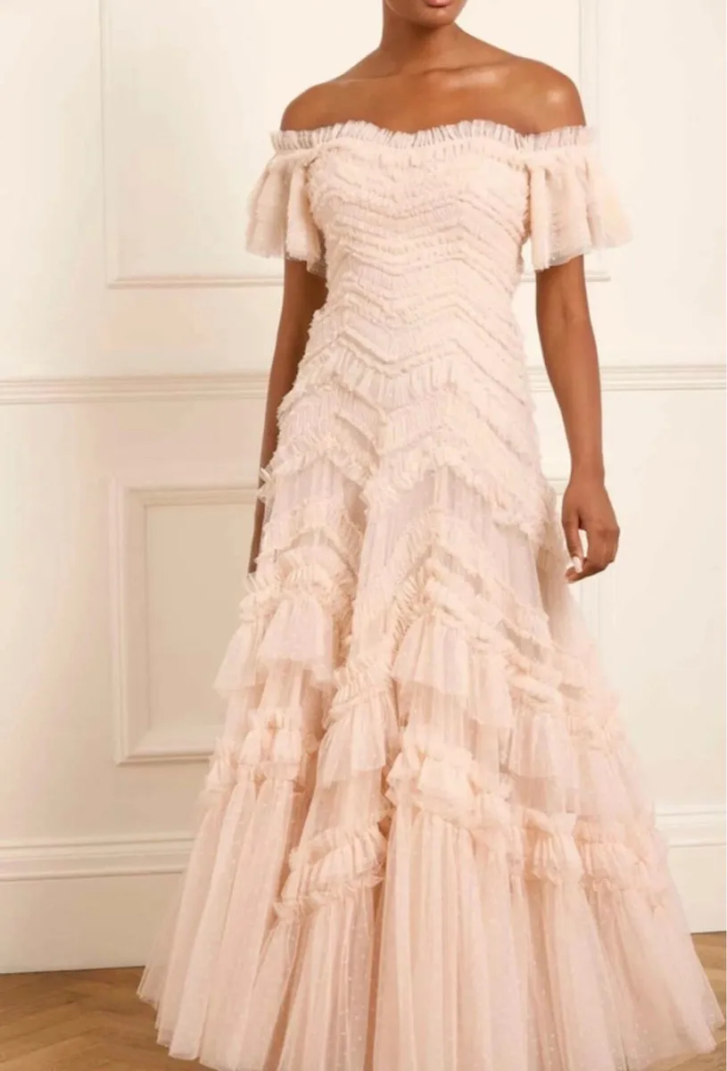 Wedding dress - Image 1
