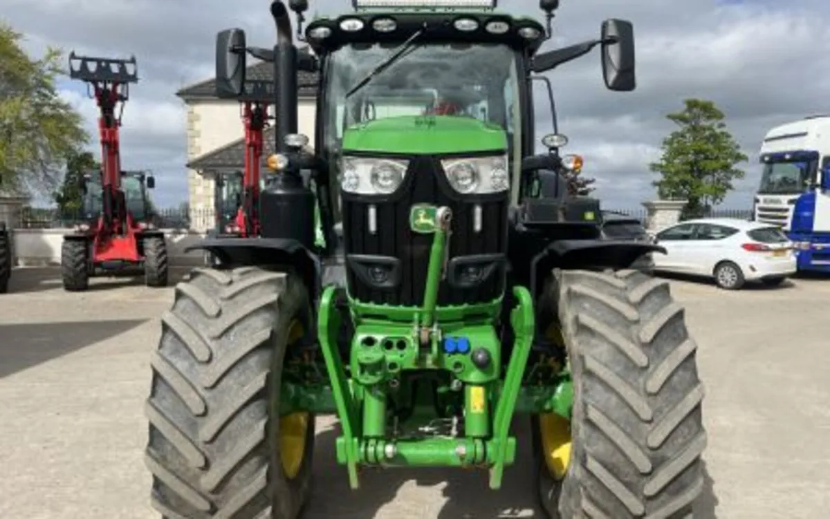 John Deere 6175R - Image 4