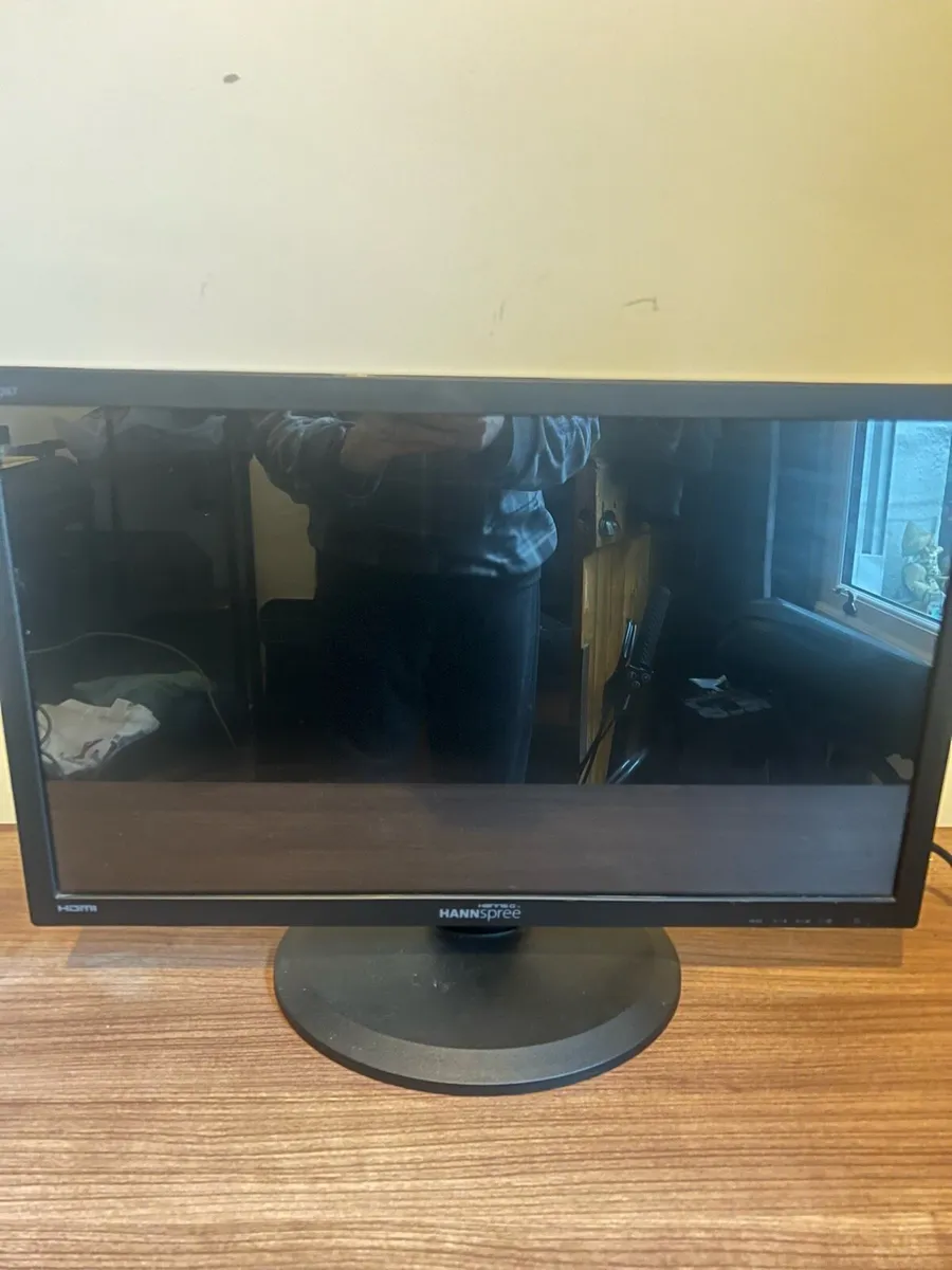 Hannspree Hanns-G 23.6” FULL HD Monitor - Image 1