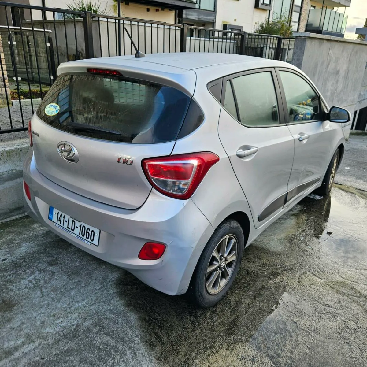 14 Hyundai  i10 - Image 1