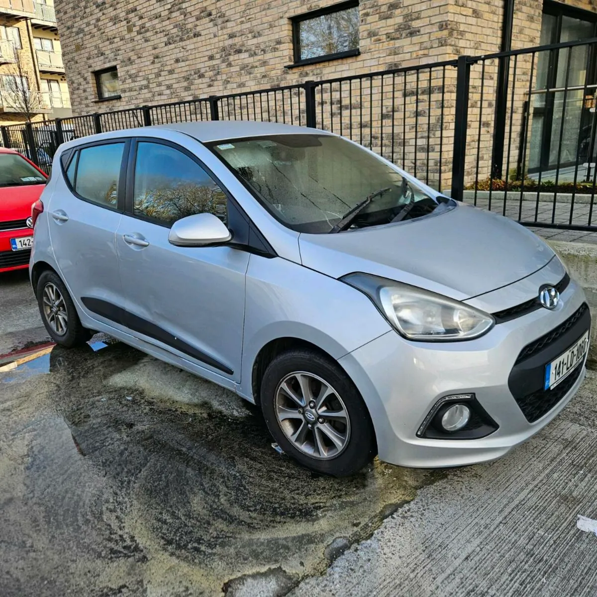 14 Hyundai  i10 - Image 3