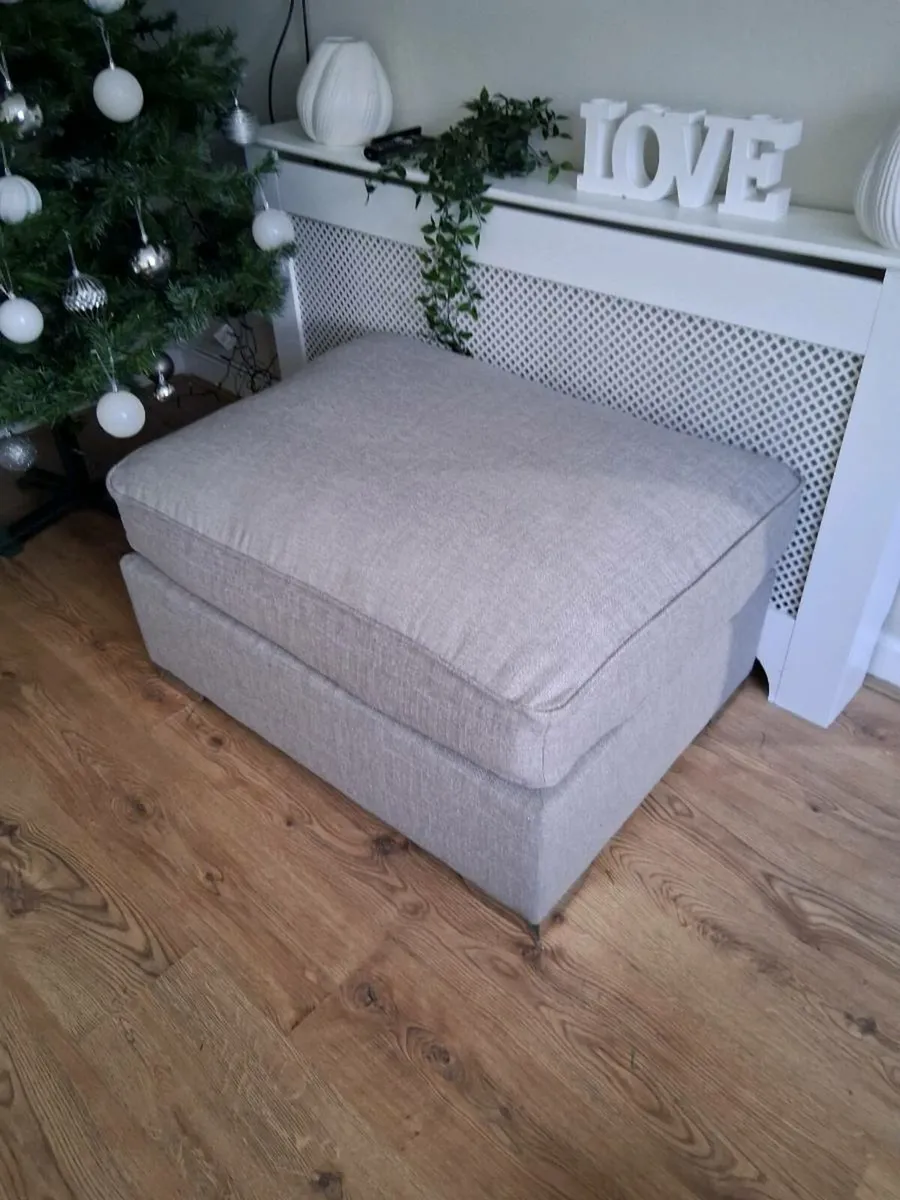 Foot stool - Image 1