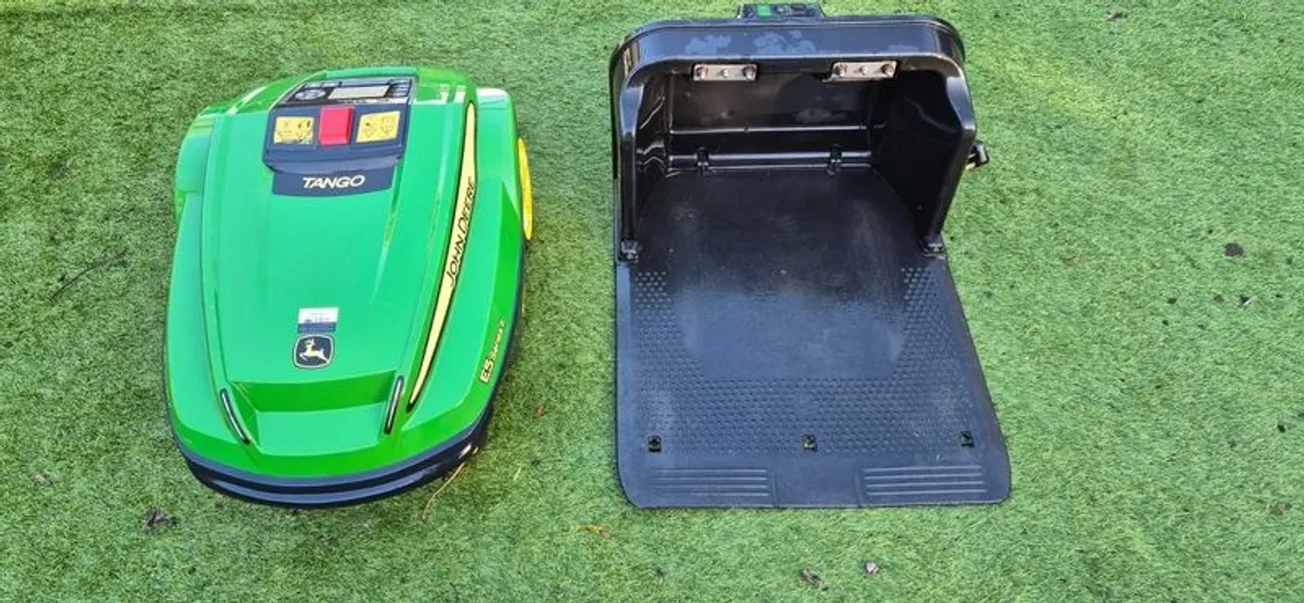 John Deere robot - Image 2