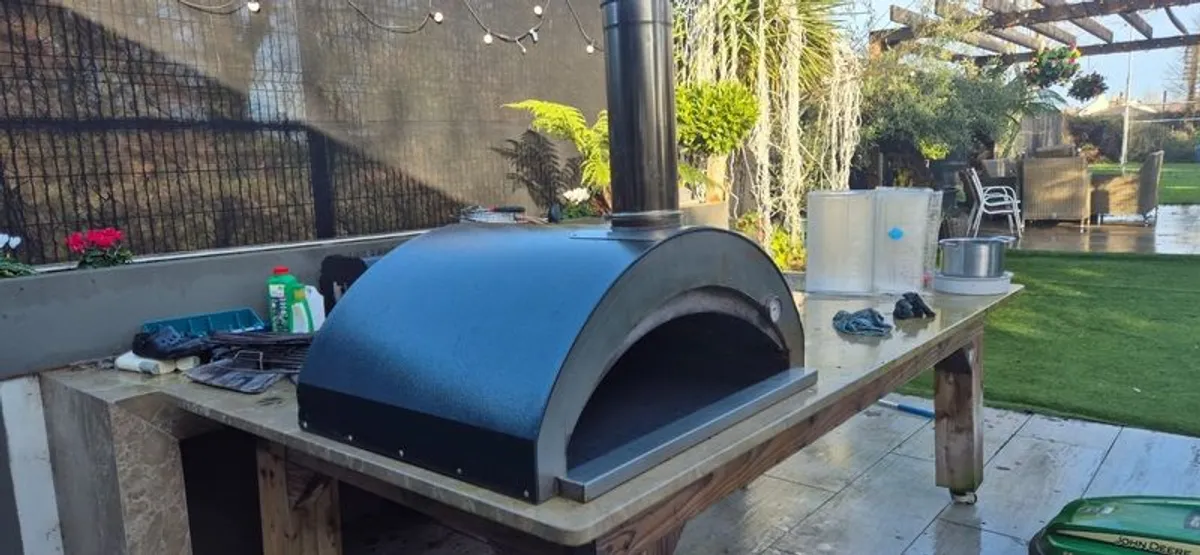 PIZZAIOLO is wood fired pizza oven, made in Italy from 100% stainless steel. - Image 2