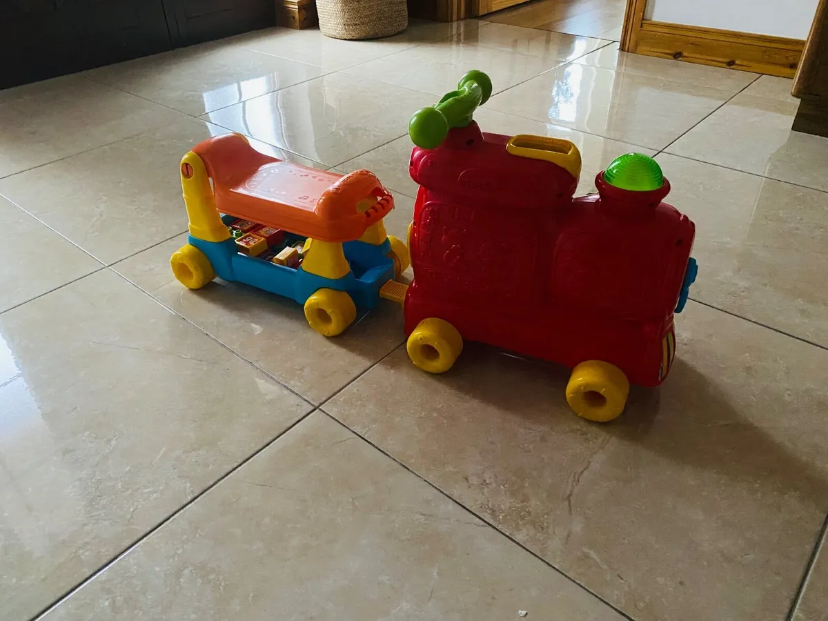 Train ride on toy - Image 2