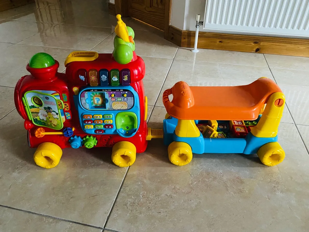 Train ride on toy - Image 1