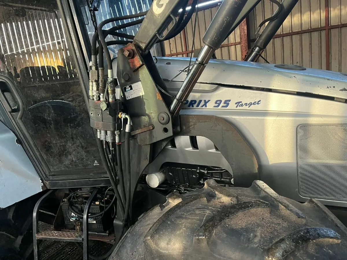 LAMBORGHINI Target 95 - Image 1