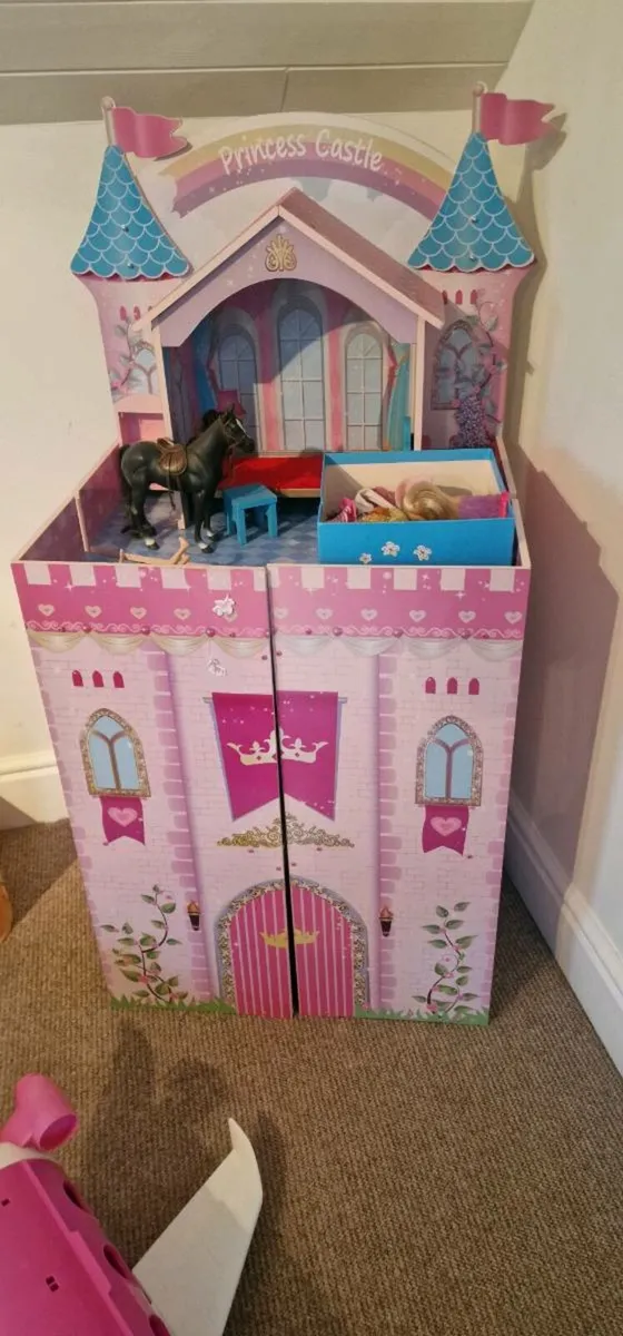 Dolls house - Image 2