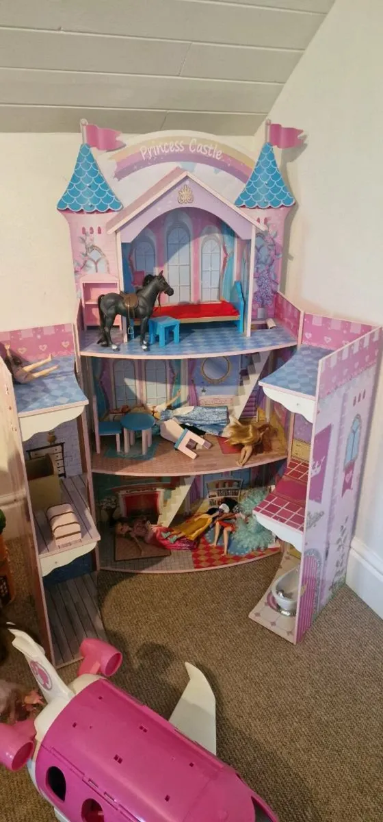 Dolls house - Image 3