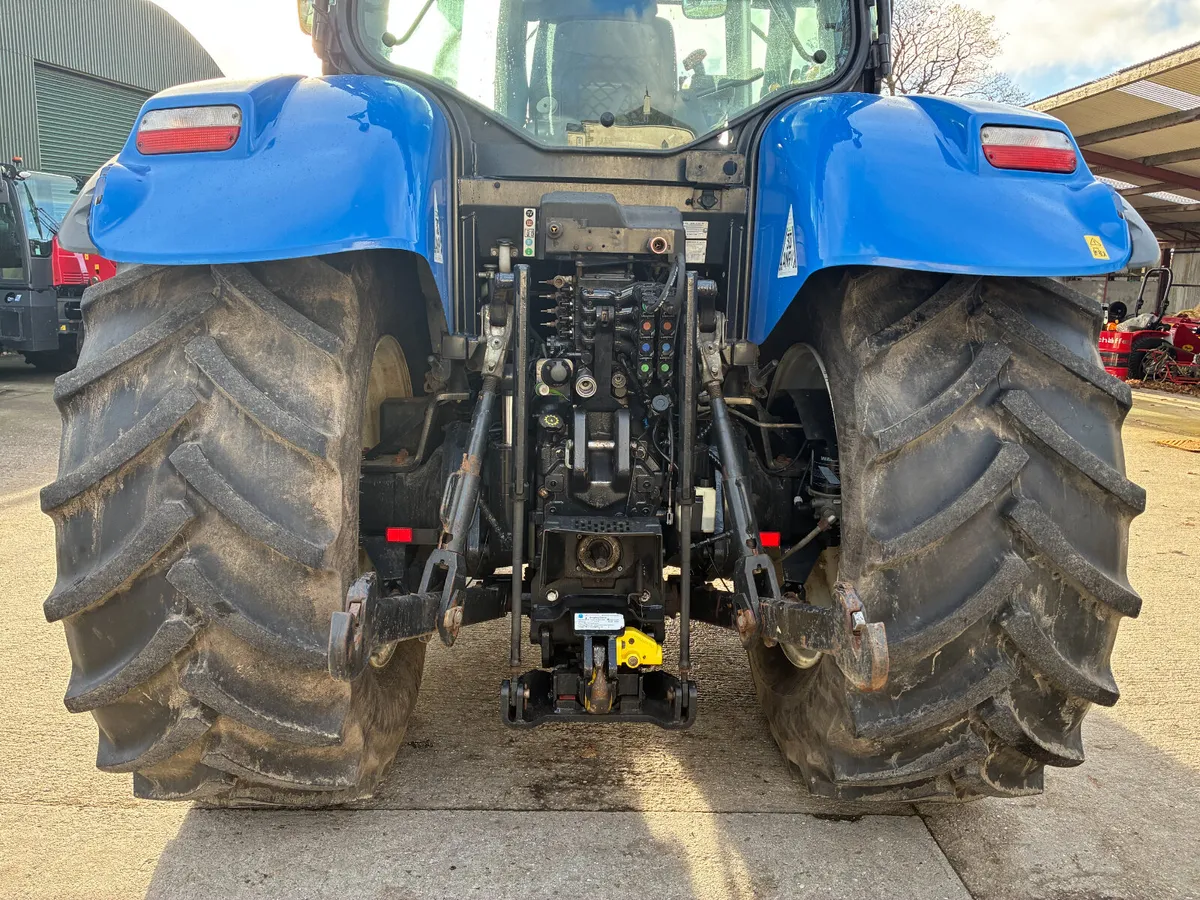 New Holland T7.210 - Image 2