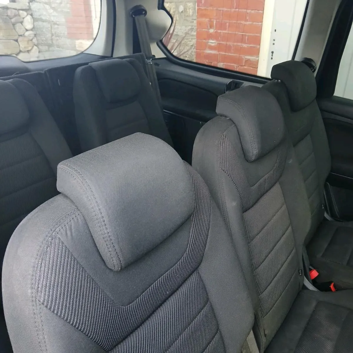 Ford galaxy 2.0 diesel titanium 7 seater - Image 2