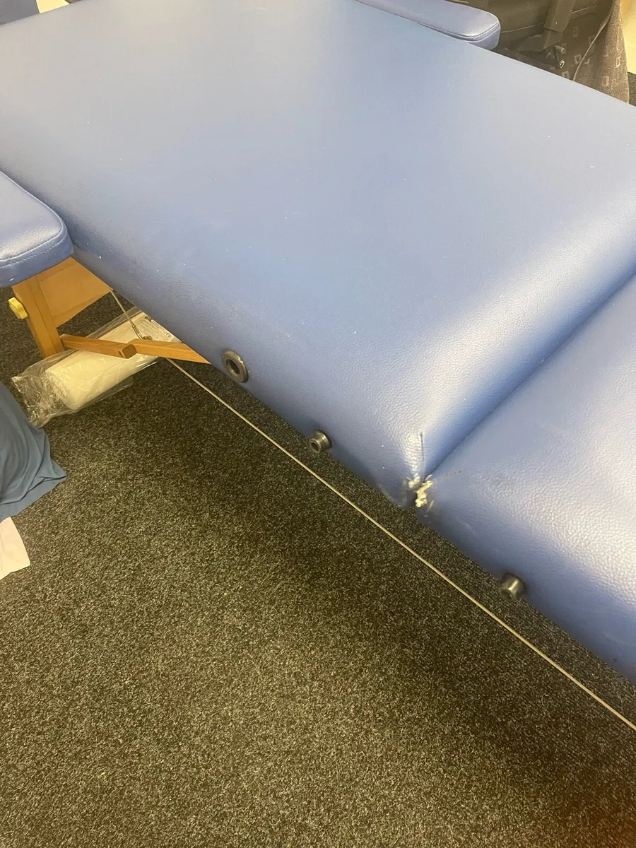 Massage table - Image 3