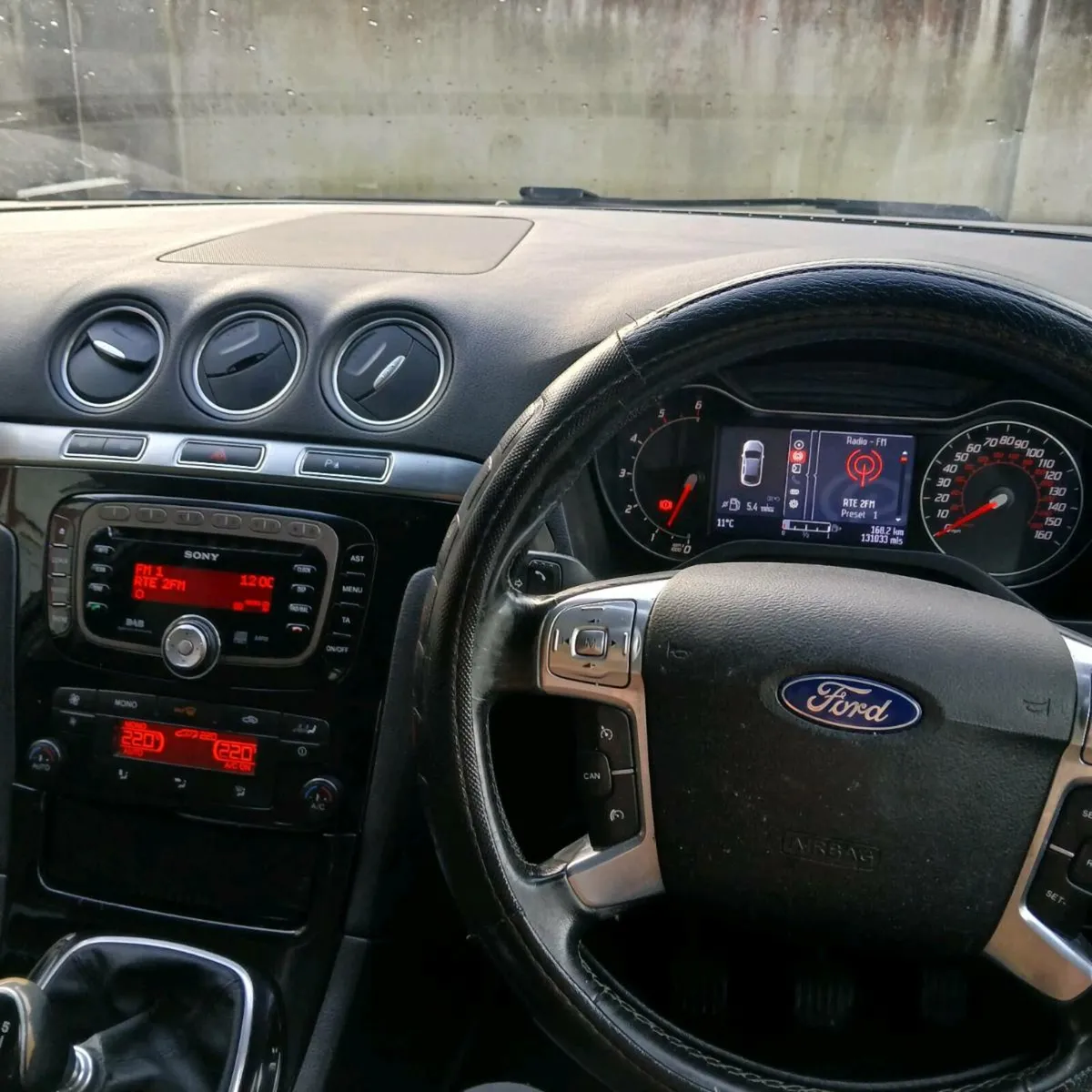 Ford galaxy 2.0 diesel titanium 7 seater - Image 3