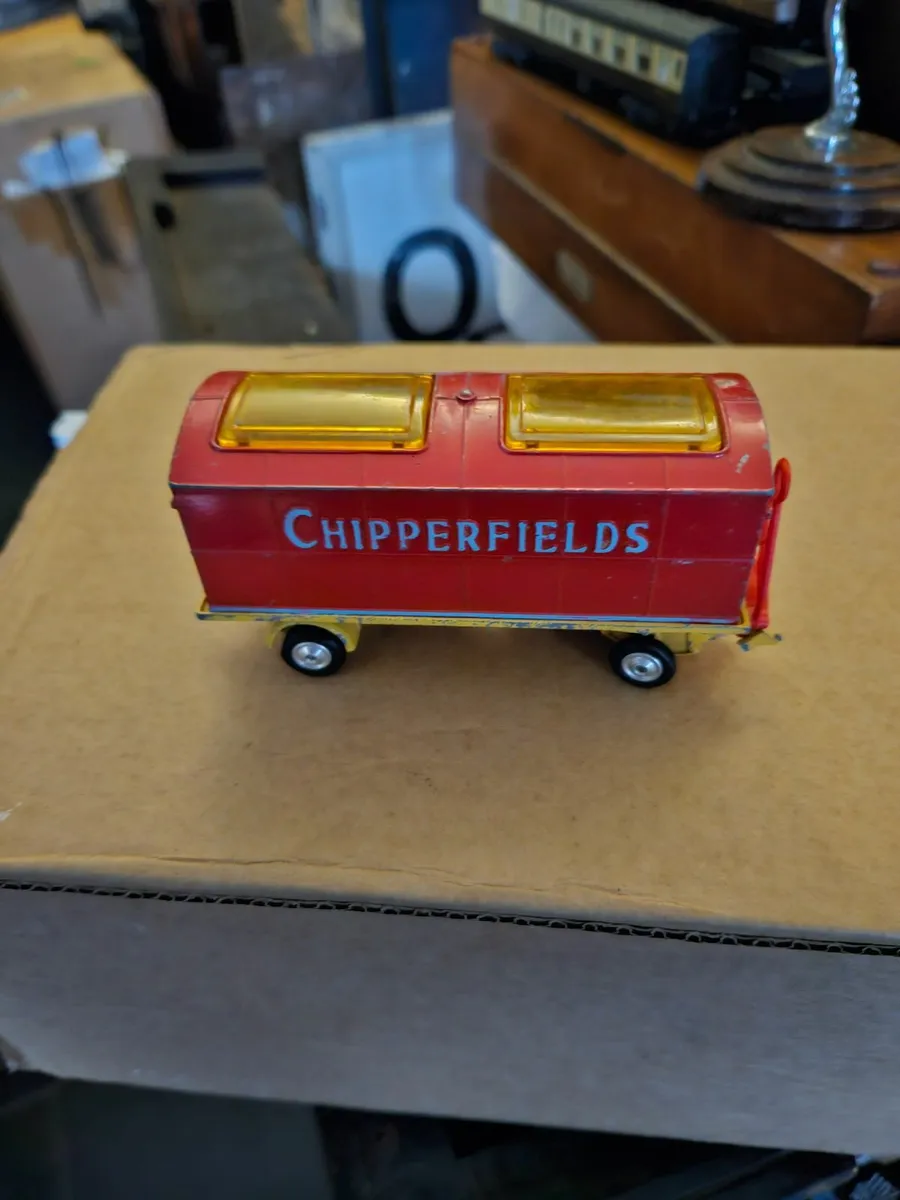 Corgi 1970's Chipperfields Circus Trailer 1.50 - Image 1
