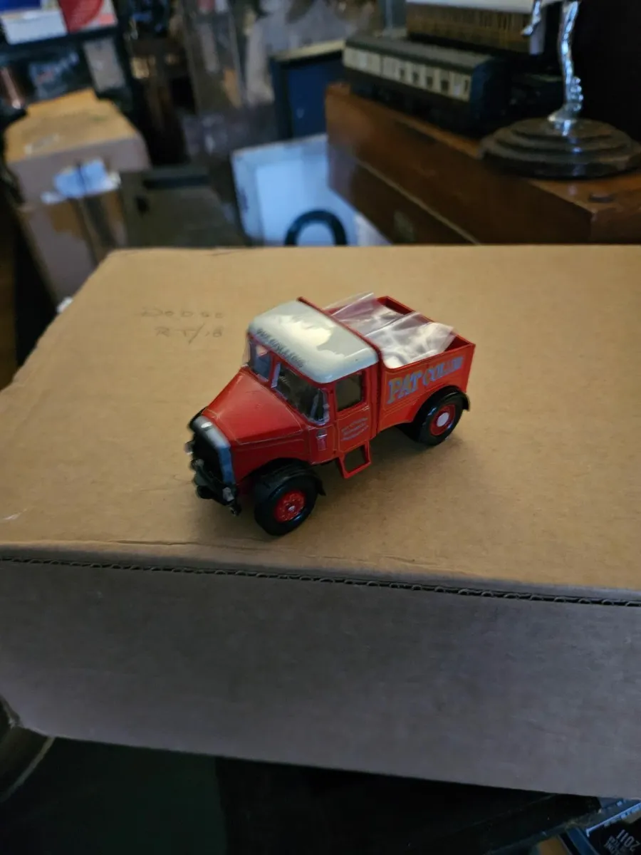 Corgi Fair Ground Showmans Range Truck 1.50 - Image 1