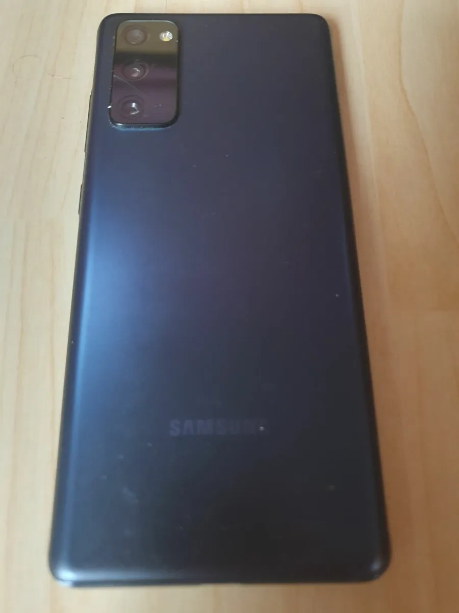 Samsung s20 FE 5G - Image 4
