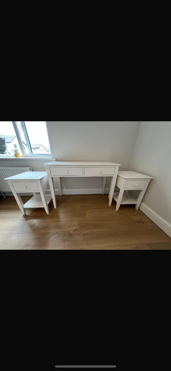 Dressing table - Image 2