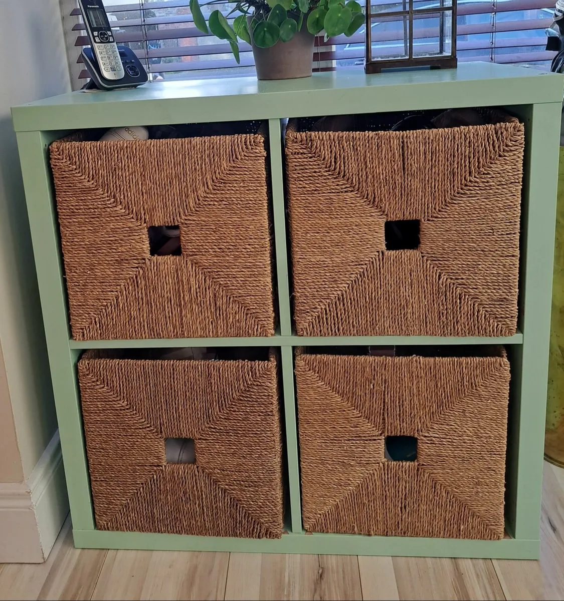 Free shelving until with drawers - Image 1