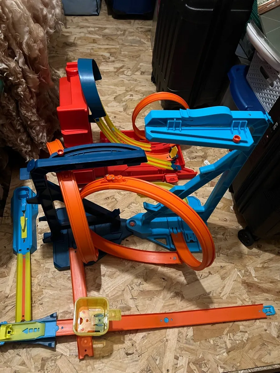 Hot wheels loop - Image 2