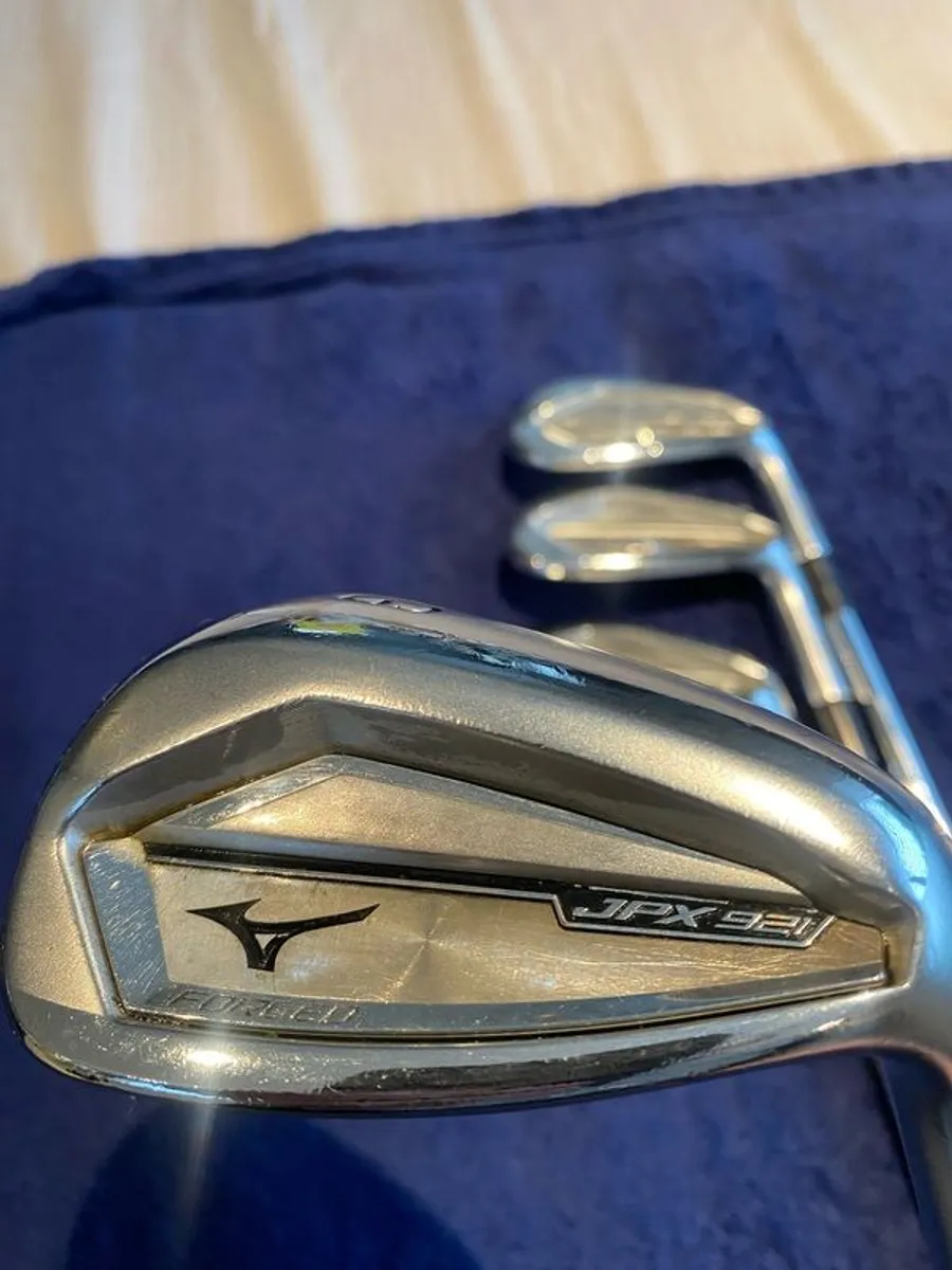 Mizuno JPX 921 Forged irons Immaculate condition - Image 1