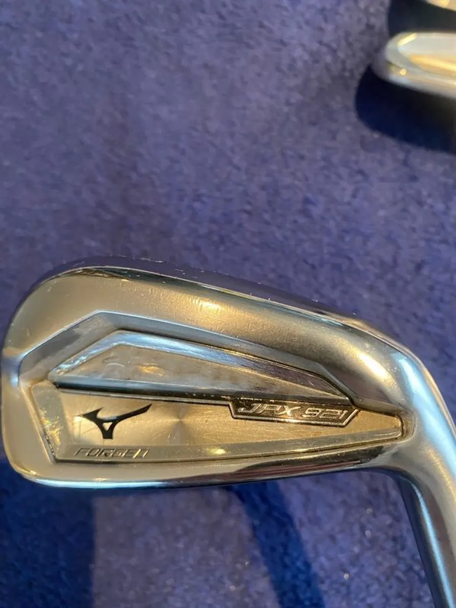 Mizuno JPX 921 Forged irons Immaculate condition - Image 2