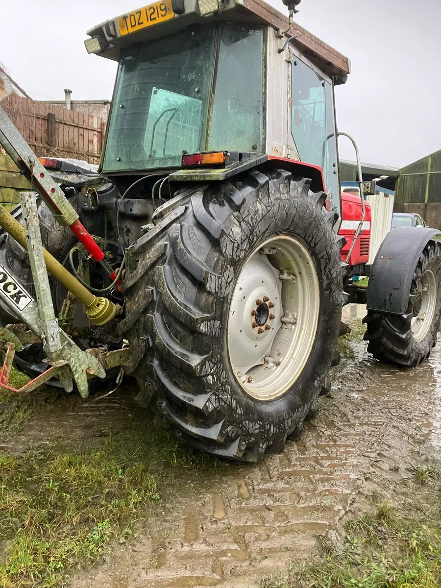 Massey 3095 - Image 3