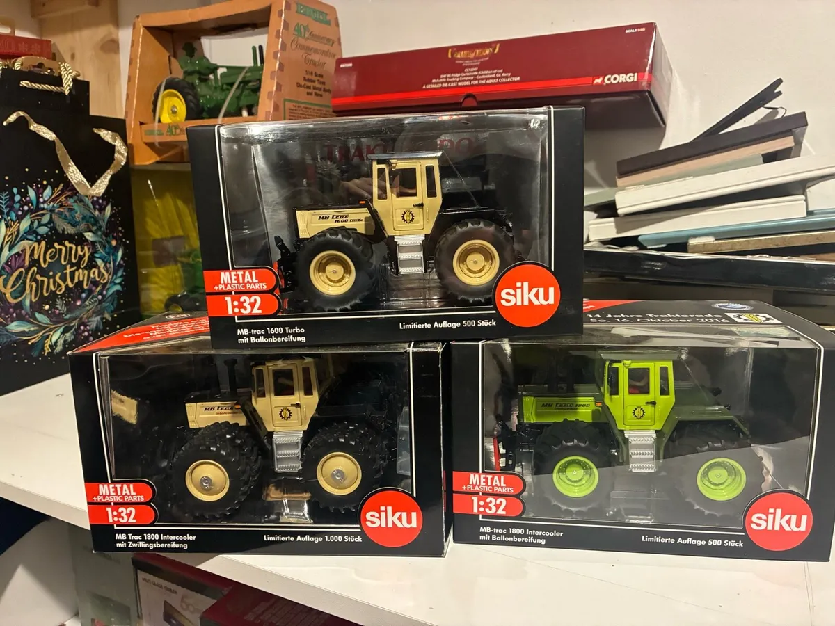 1:32 diecast models - Image 3