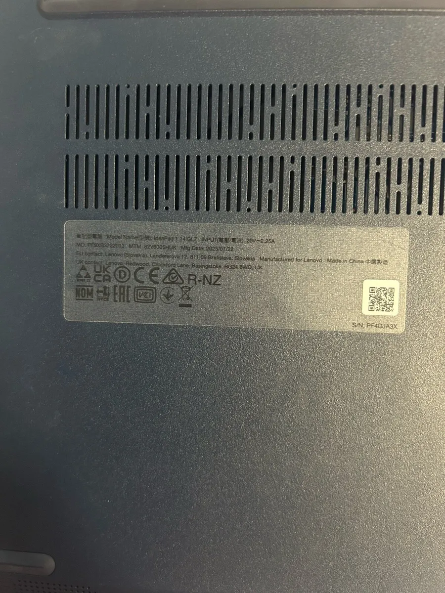 Lenovo ideaPad 1 14IGL7 Laptop - Type 82V6 - Image 3