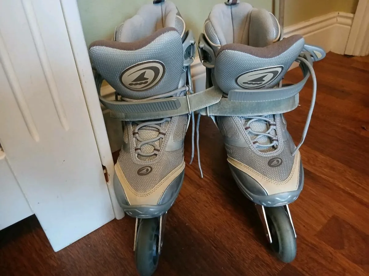 Roller skates ⛸️ - Image 1